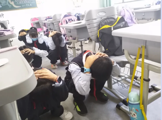 1589766686386582.png image.png