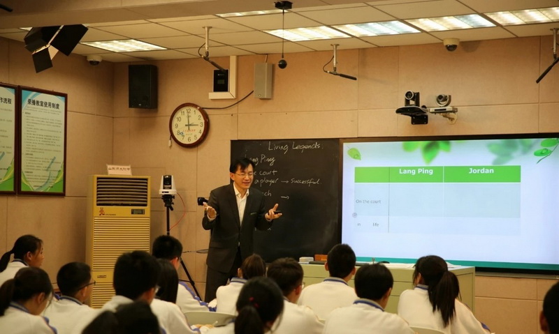 1571715909452944.jpeg 03 英语展示课授课教师:宋芝君.jpg