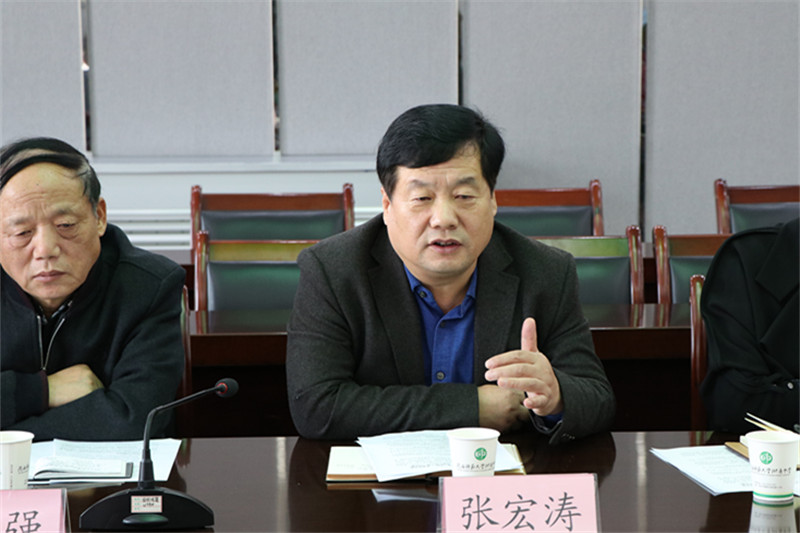 1571828732399522.jpeg 7.骊山初级中学张宏涛校长发言.jpg