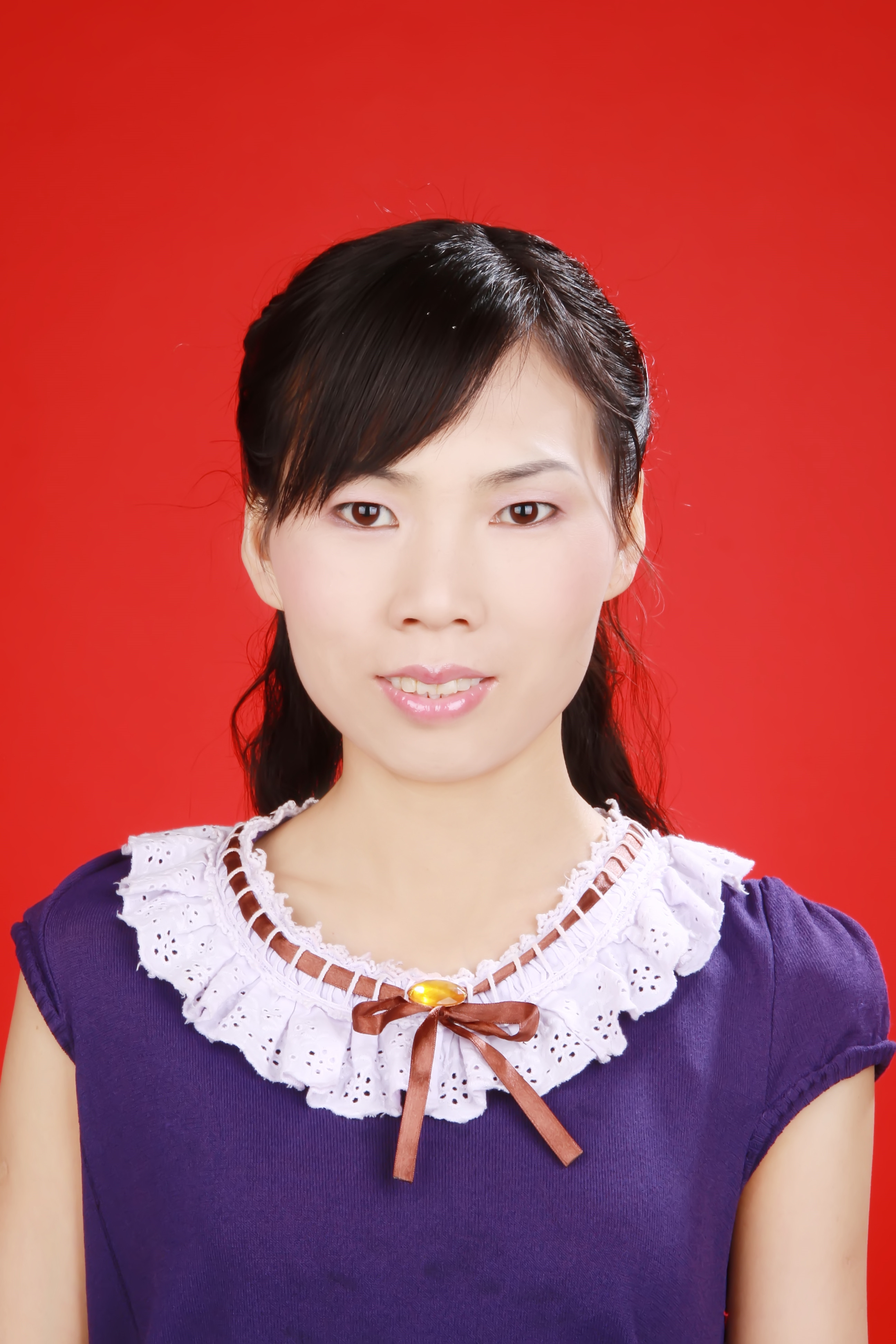 1591654814808612.jpeg 王妮证件照4_副本.jpg