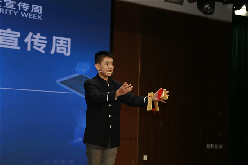 1634118255107081.jpeg 10.快板表演.JPG