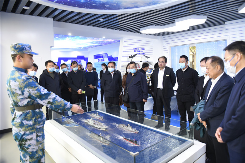 1634118273161929.jpeg 12.校园参观.jpg