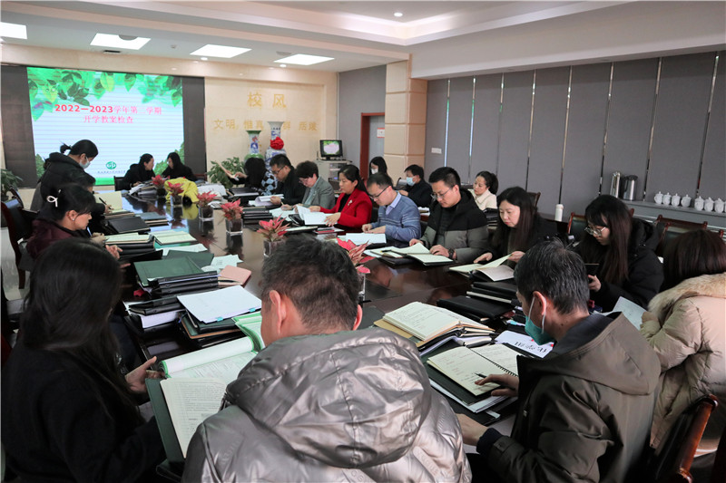 1675565487635198.jpeg IMG_1900.jpg