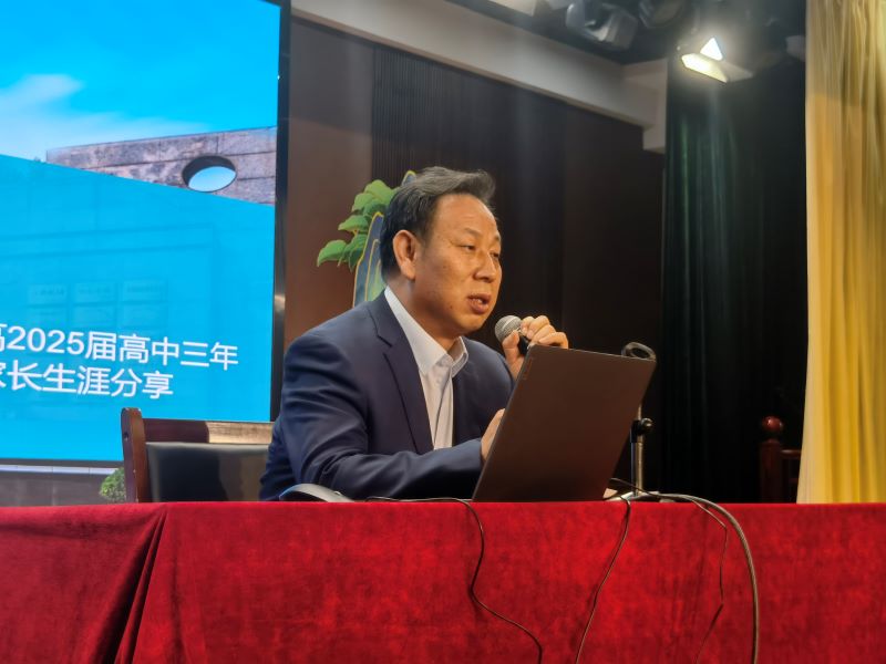 1680331458907762.jpeg 董书记.jpg