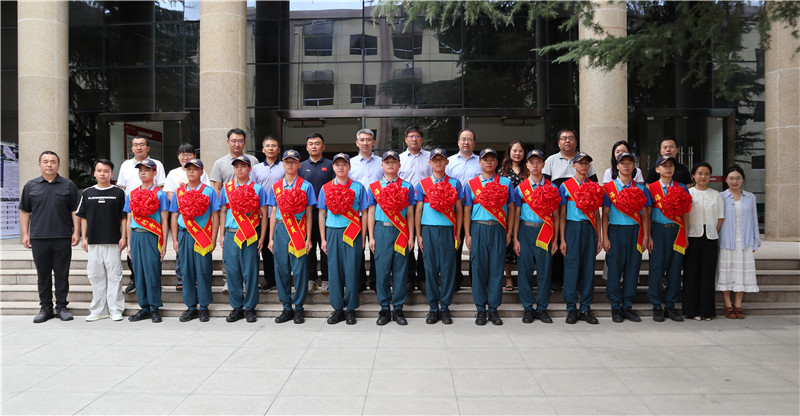 1753449154863567.jpeg 0dc68c513ddd7ab3c1a36f1029cdbeb.jpg